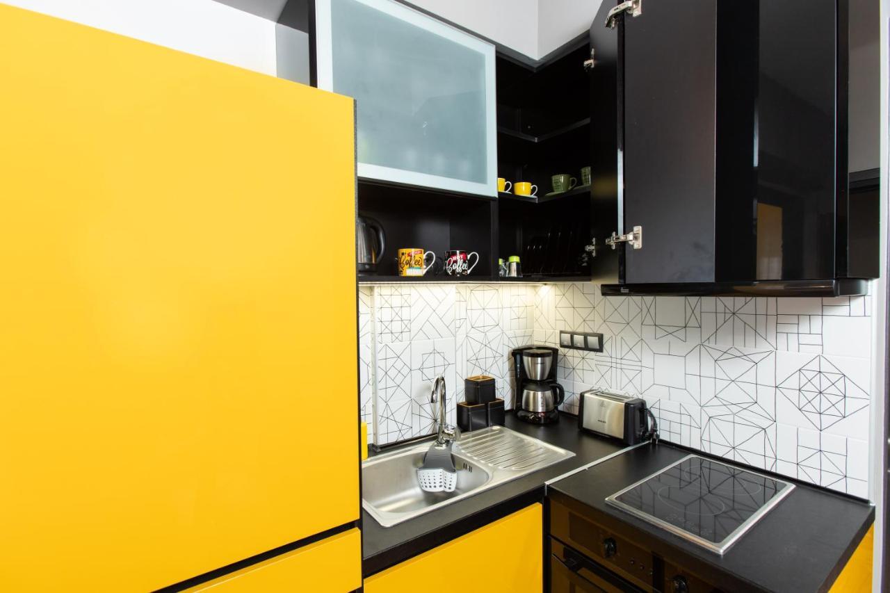 Downtown Luxury Boutique Suites : The Yellow Suite Tesalónica Exterior foto