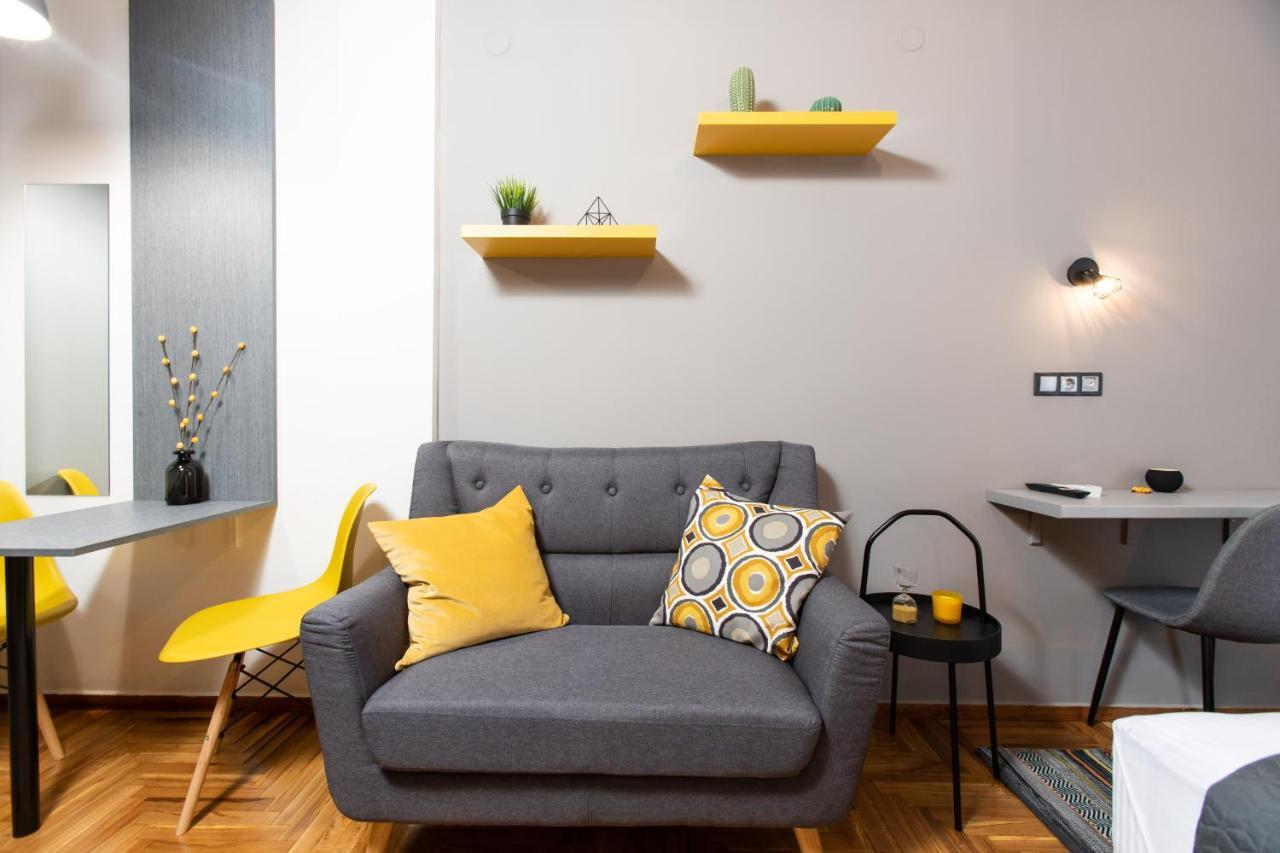 Downtown Luxury Boutique Suites : The Yellow Suite Tesalónica Exterior foto