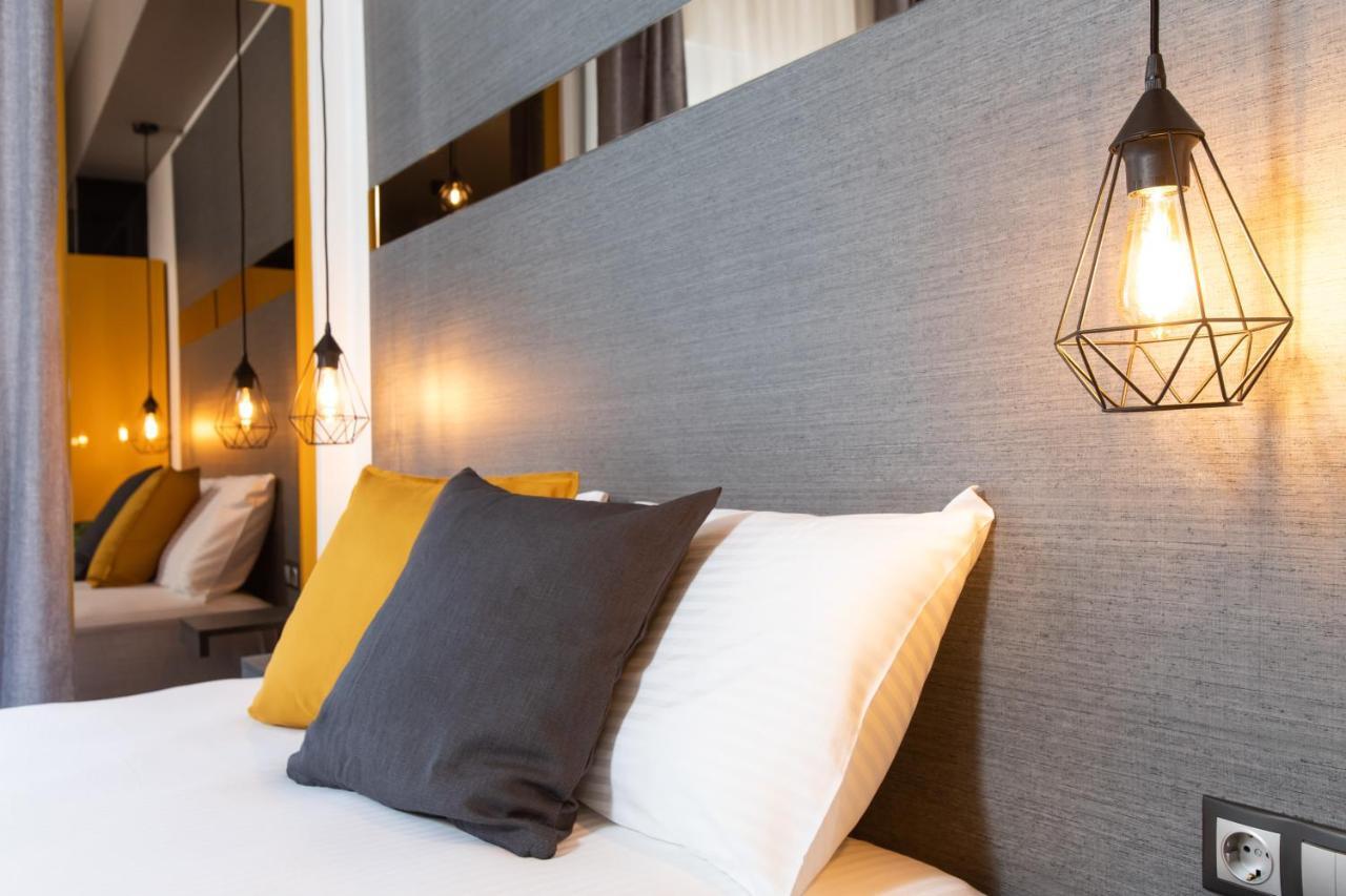 Downtown Luxury Boutique Suites : The Yellow Suite Tesalónica Exterior foto
