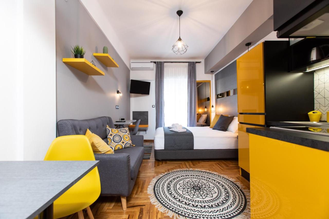 Downtown Luxury Boutique Suites : The Yellow Suite Tesalónica Exterior foto